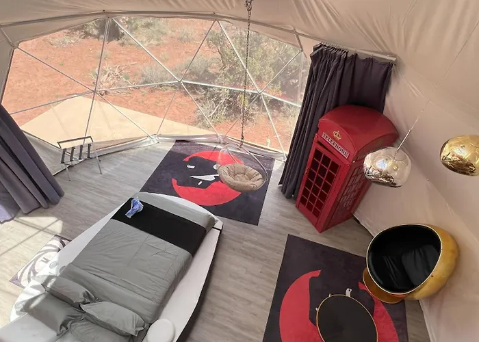Clear Sky Resorts - Grand Canyon - Unique Sky Domes